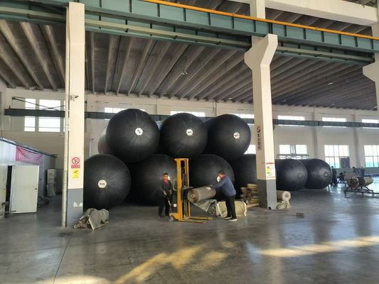 Gemiler ve Kıyı Tesisleri İçin Özelleştirilebilir Kauçuk Pnömatik Deniz Fender