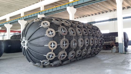 Çeşitli deniz ortamları için çok yönlü Yokohama Pnömatik Fenders
