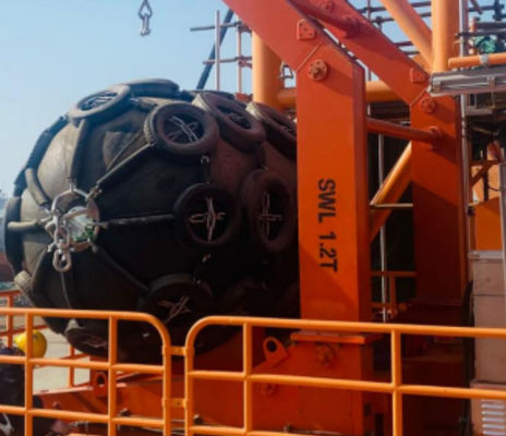 Yokohama Marine Fenders 2.30 metre çapında